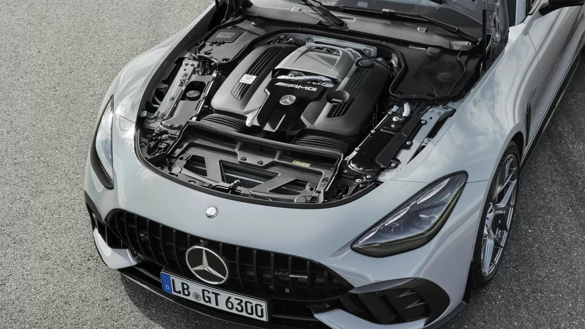Mercedes-Benz V-12 Engine to Continue Into the 2030s